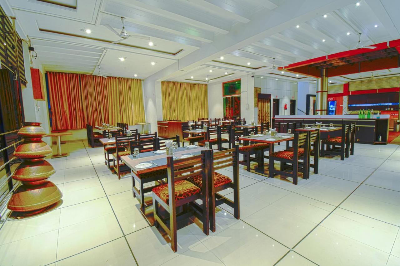 Hotel Radiant Kolhapur Extérieur photo